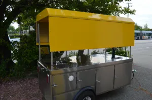 Beverage Cart - Food Carts by Apollo Custom Manufacturing