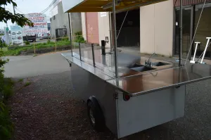 Beverage Cart - Food Carts by Apollo Custom Manufacturing