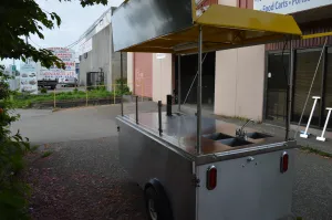 Beverage Cart - Food Carts by Apollo Custom Manufacturing
